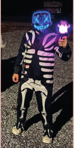Halloween — foto uit de wijkkrant, pagina 18